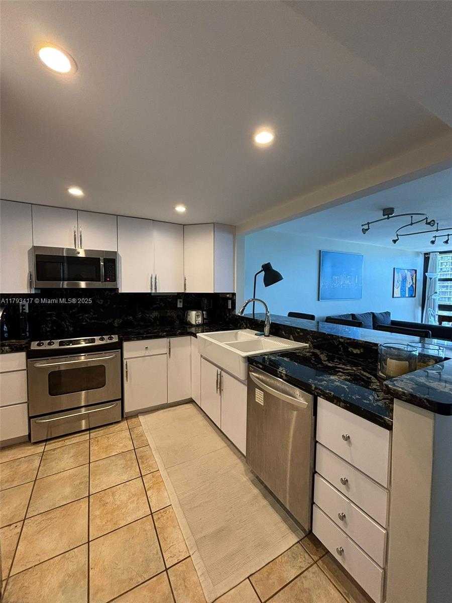 Small Image of 1925 BRICKELL AVE #1506, Miami Number 14