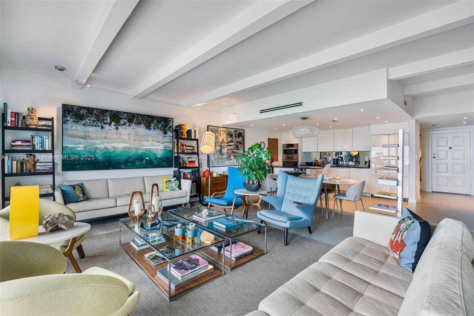 Small Image of 166 HARBOR DR #2B, Key Biscayne Number 6