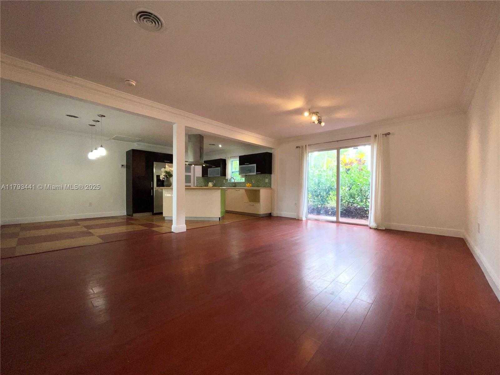 Small Image of 401 SAVONA AVE, Coral Gables Number 12