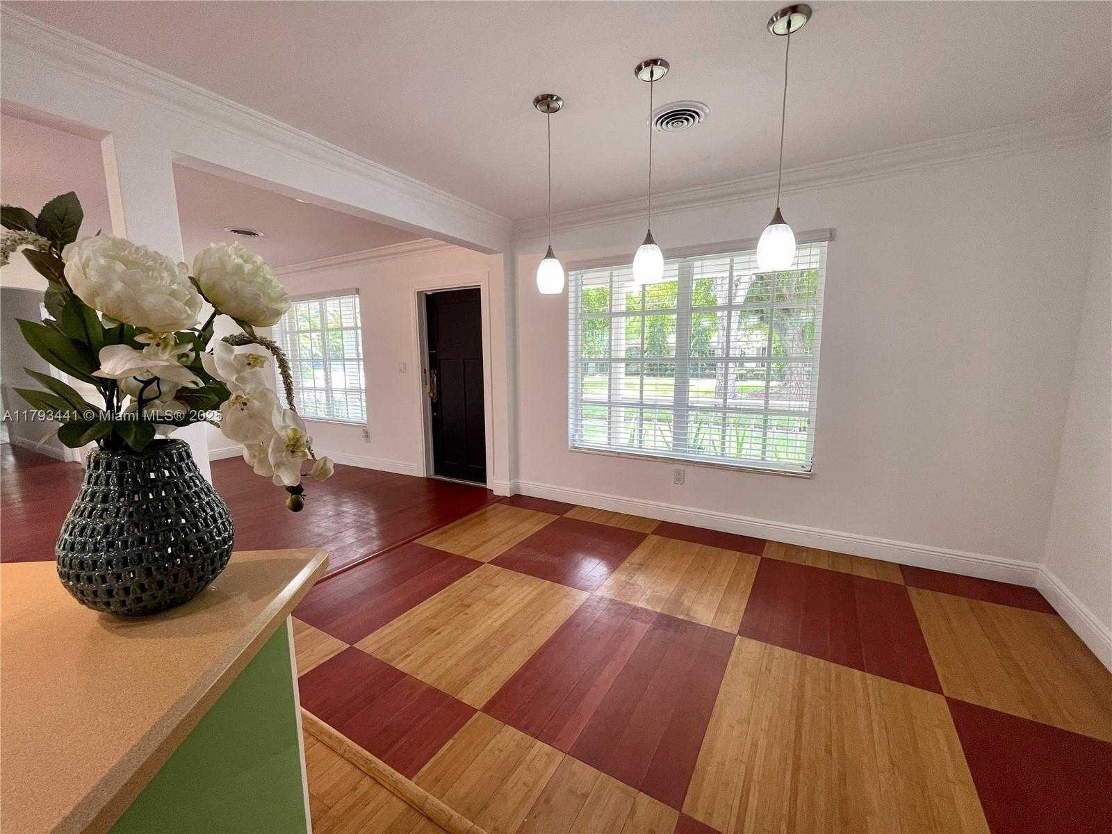 Small Image of 401 SAVONA AVE, Coral Gables Number 18