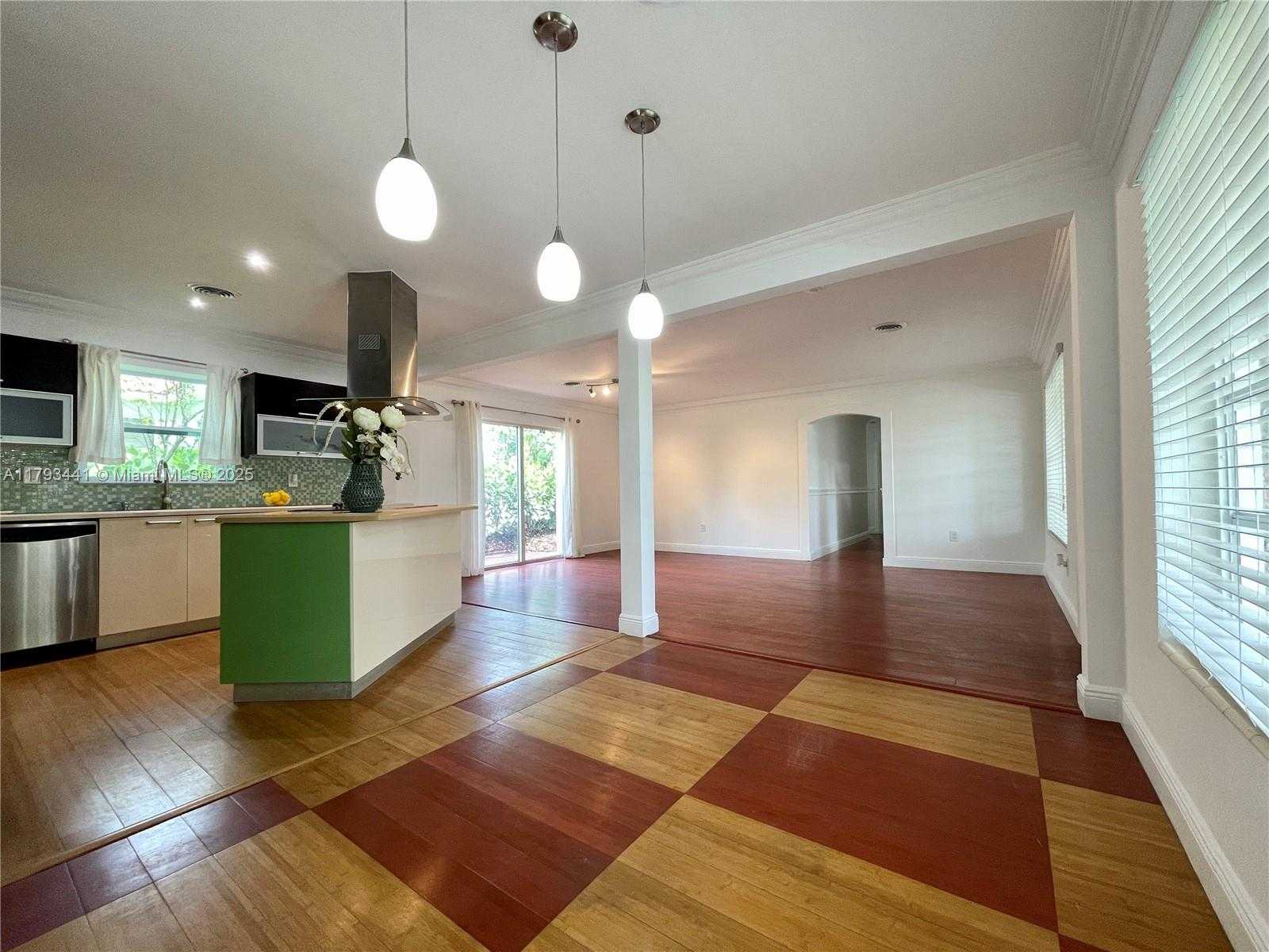 Small Image of 401 SAVONA AVE, Coral Gables Number 19