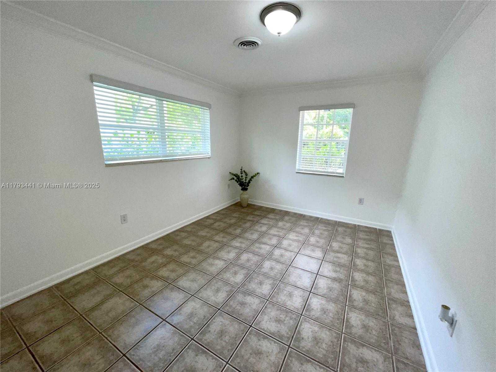 Small Image of 401 SAVONA AVE, Coral Gables Number 21