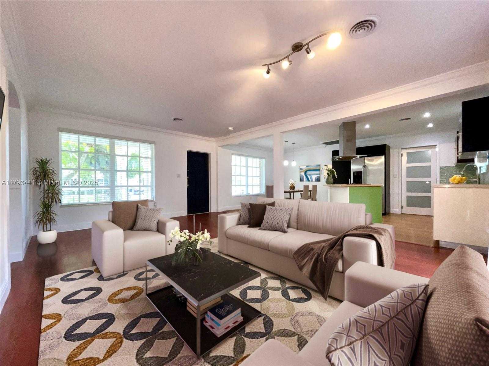 Small Image of 401 SAVONA AVE, Coral Gables Number 3
