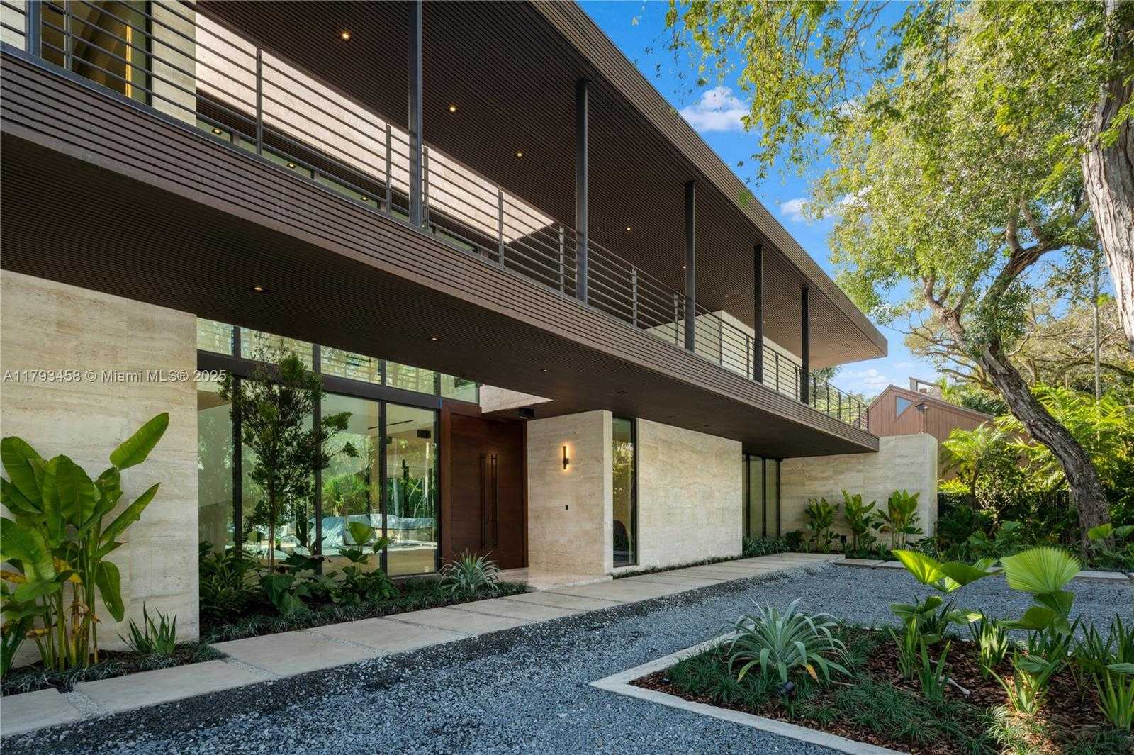 Small Image of 4040 KIAORA ST, Miami Number 18