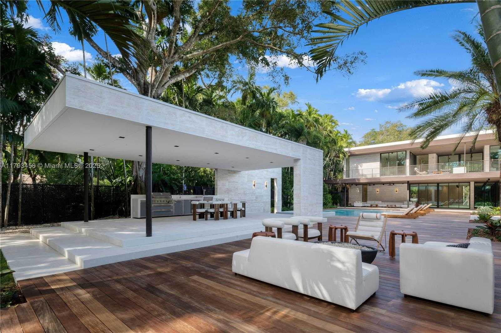 Small Image of 4040 KIAORA ST, Miami Number 20