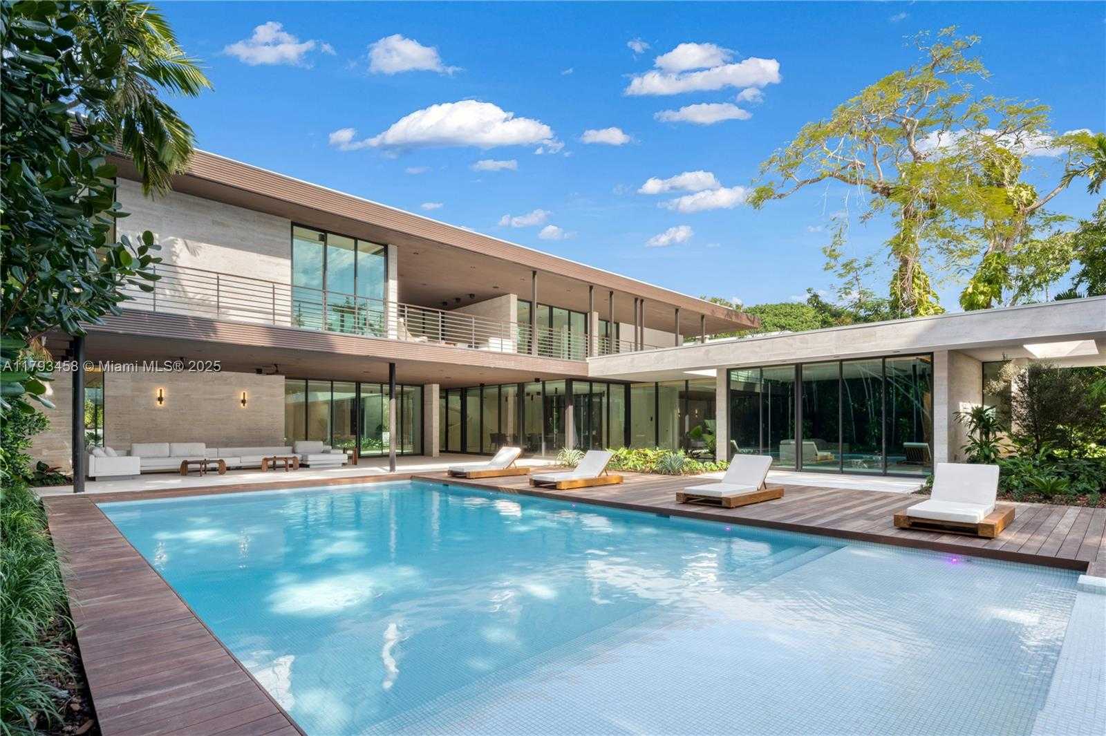 Small Image of 4040 KIAORA ST, Miami Number 21