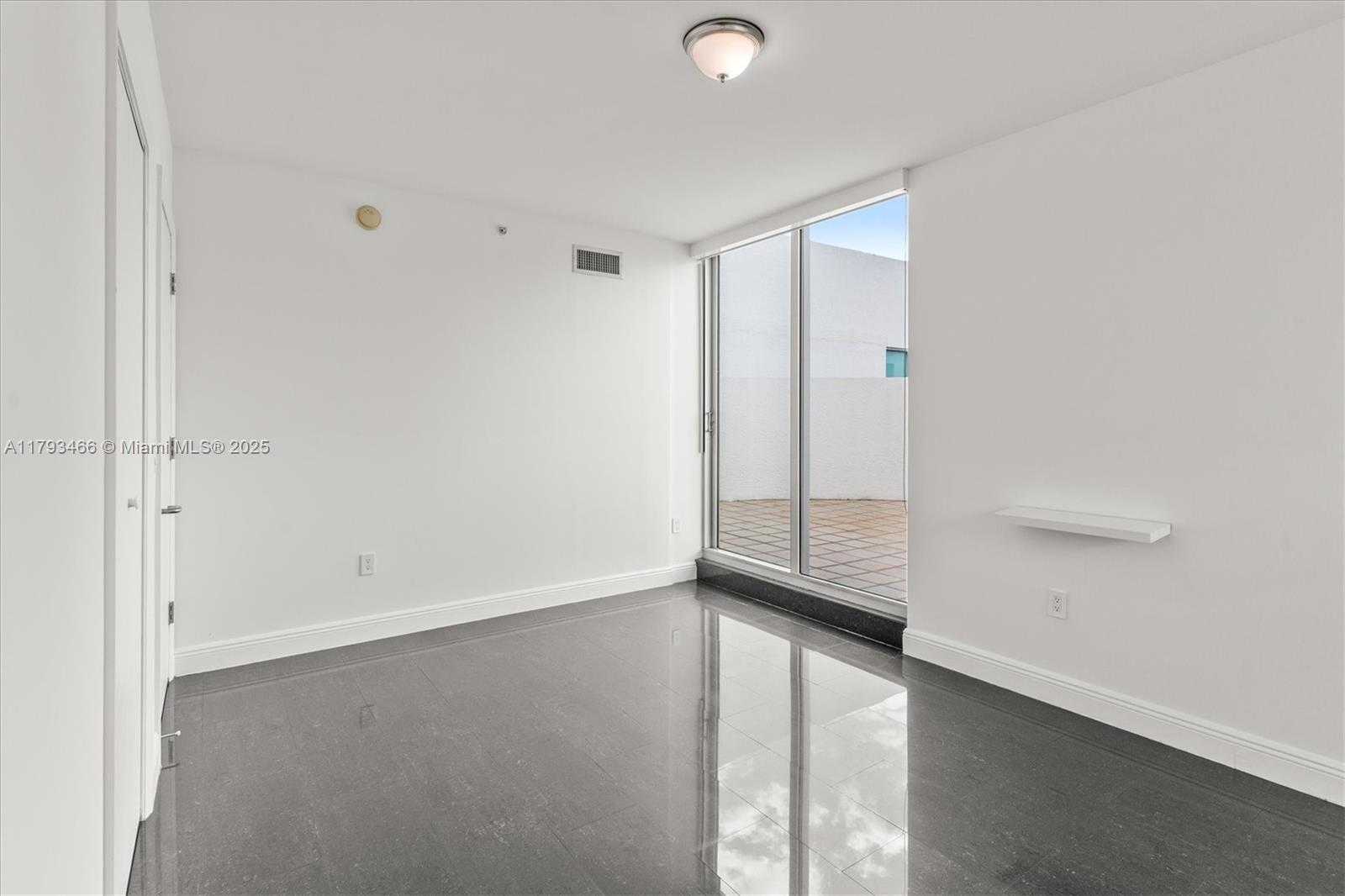 Small Image of 3131 NORTH EAST 188TH ST #2-1214, Aventura Number 19