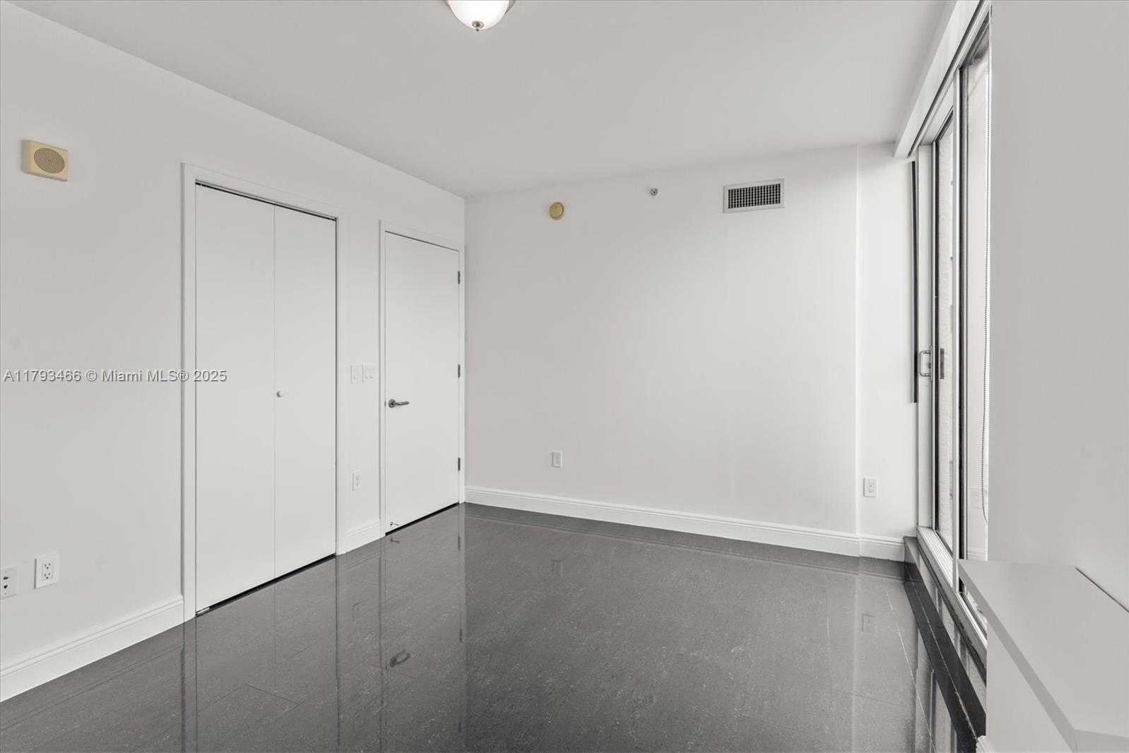 Small Image of 3131 NORTH EAST 188TH ST #2-1214, Aventura Number 20