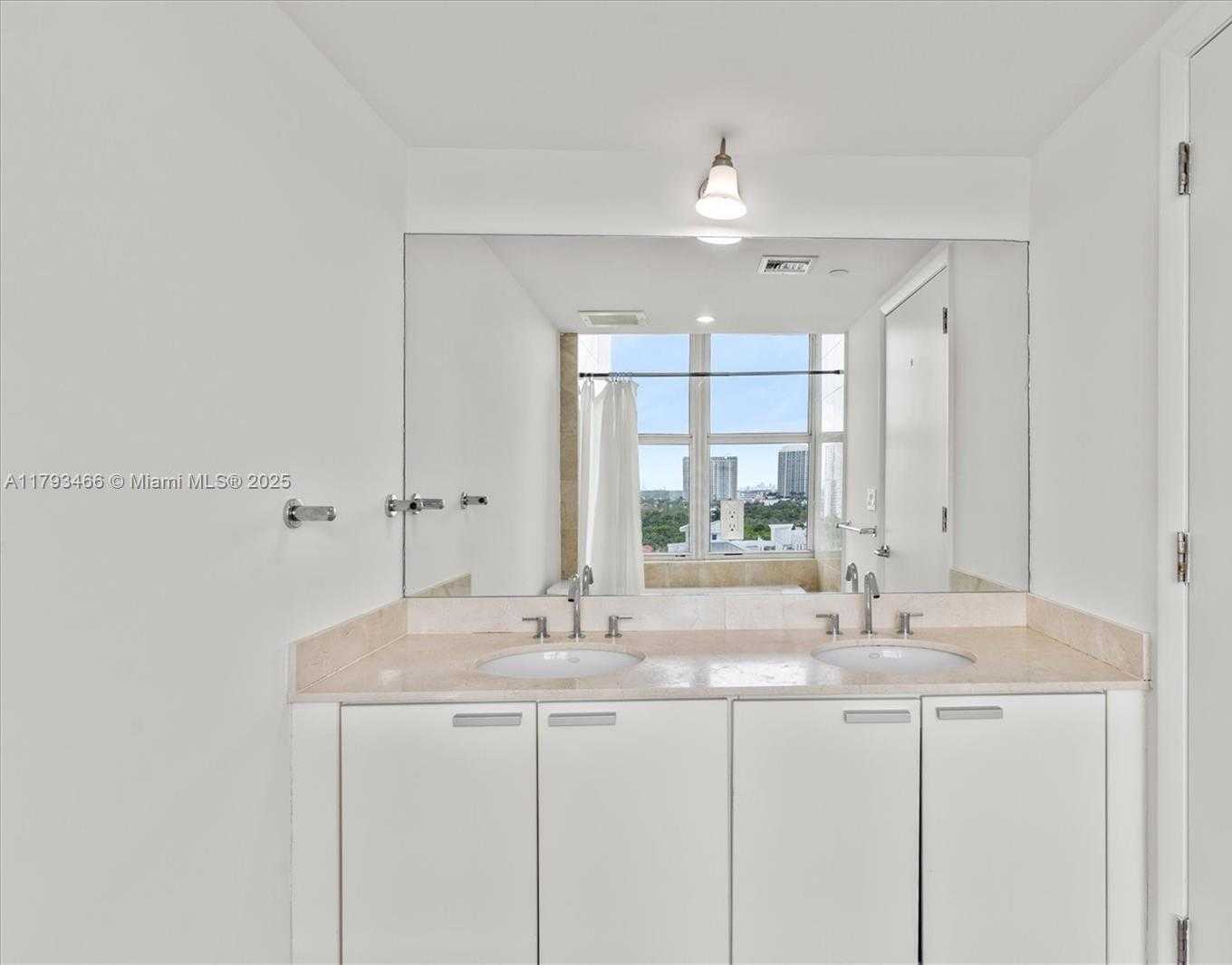 Small Image of 3131 NORTH EAST 188TH ST #2-1214, Aventura Number 22
