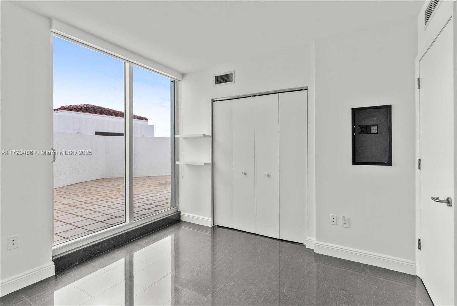 Small Image of 3131 NORTH EAST 188TH ST #2-1214, Aventura Number 25