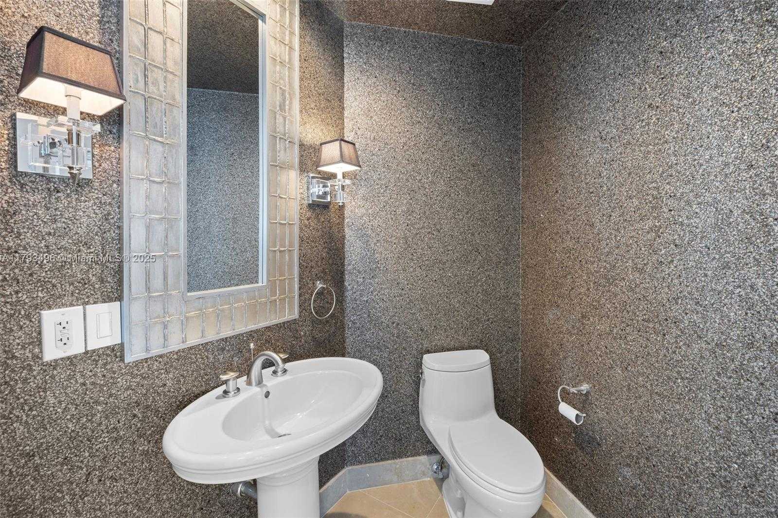 Small Image of 5959 COLLINS AVE #707, Miami Beach Number 26
