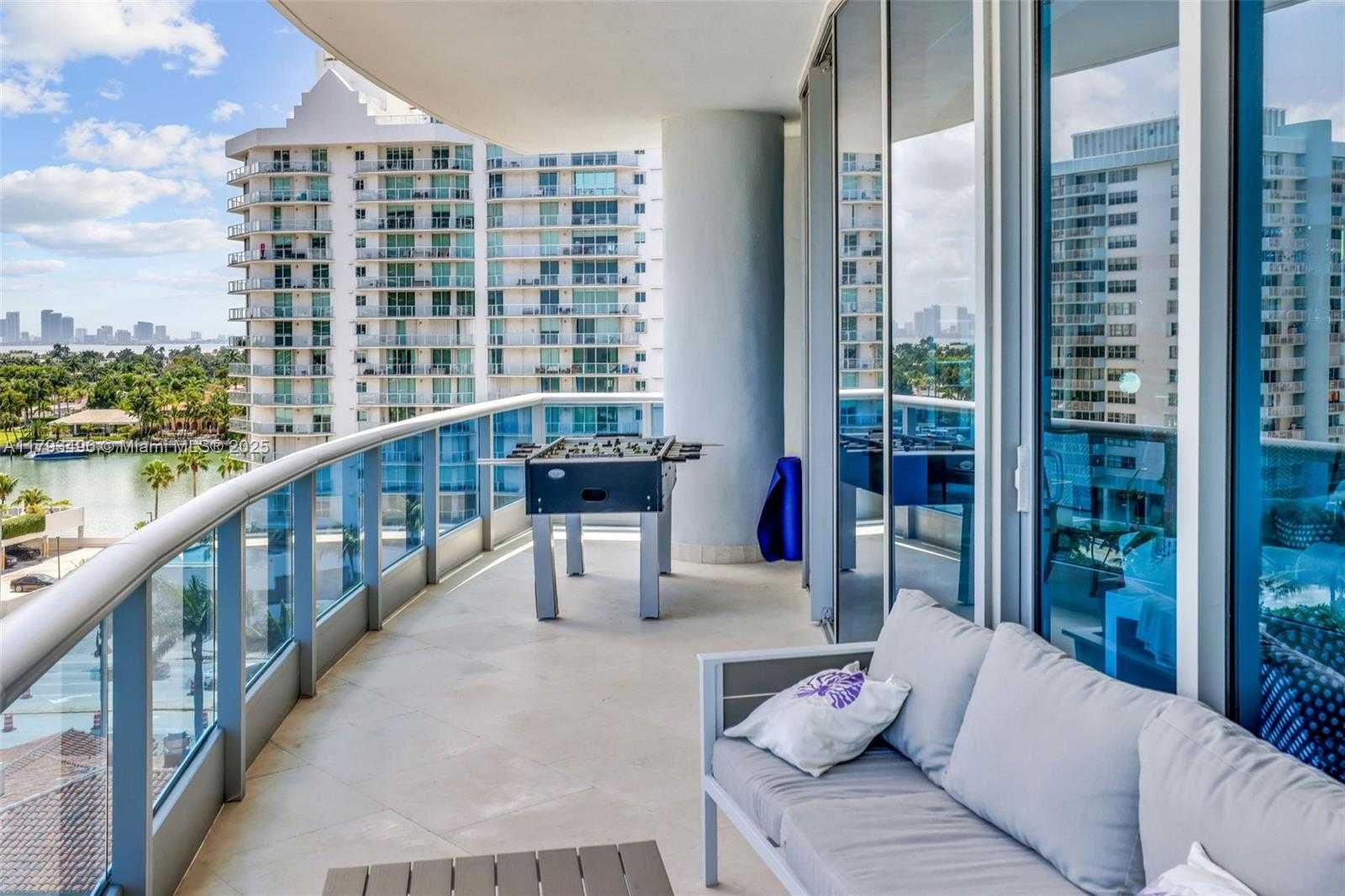 Small Image of 5959 COLLINS AVE #707, Miami Beach Number 8