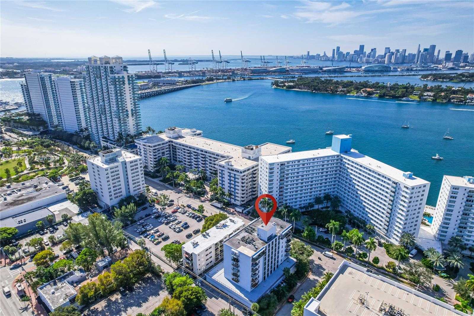 Small Image of 899 WEST AVE #7H, Miami Beach Number 17