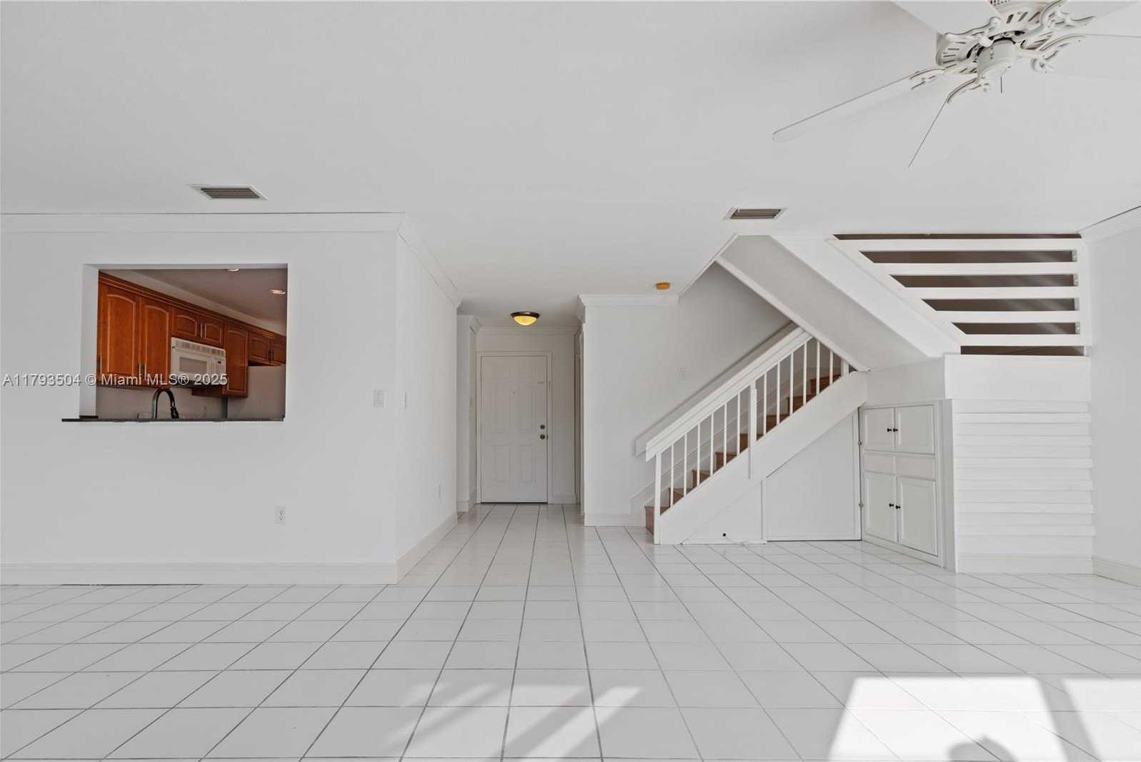 Small Image of 10208 NORTH WEST 51ST TER #10208, Doral Number 13
