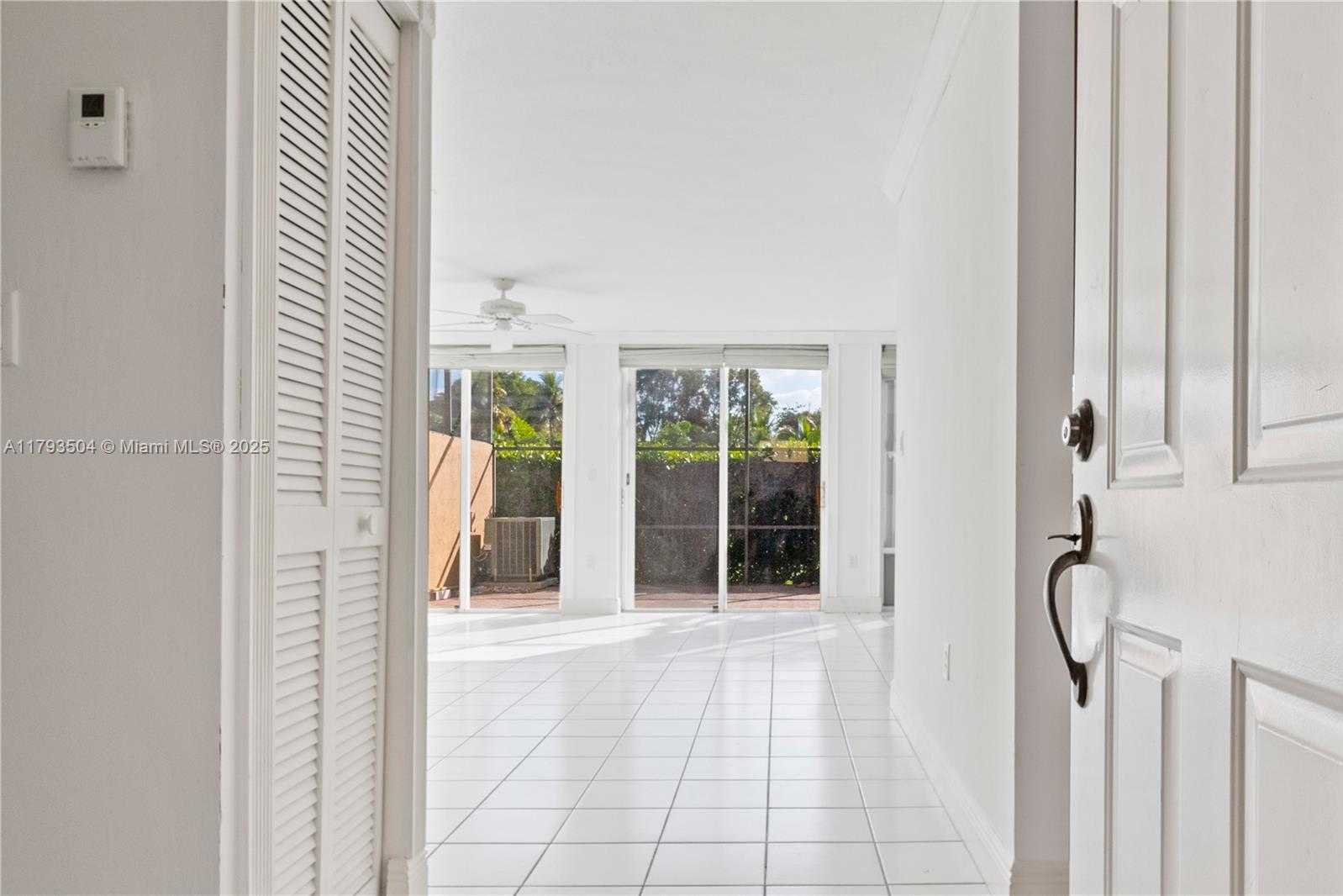 Small Image of 10208 NORTH WEST 51ST TER #10208, Doral Number 24