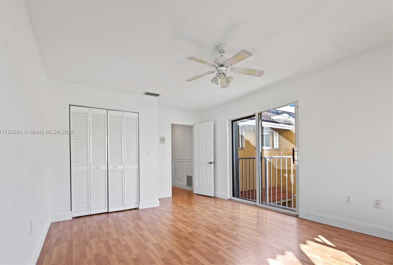 Small Image of 10208 NORTH WEST 51ST TER #10208, Doral Number 25