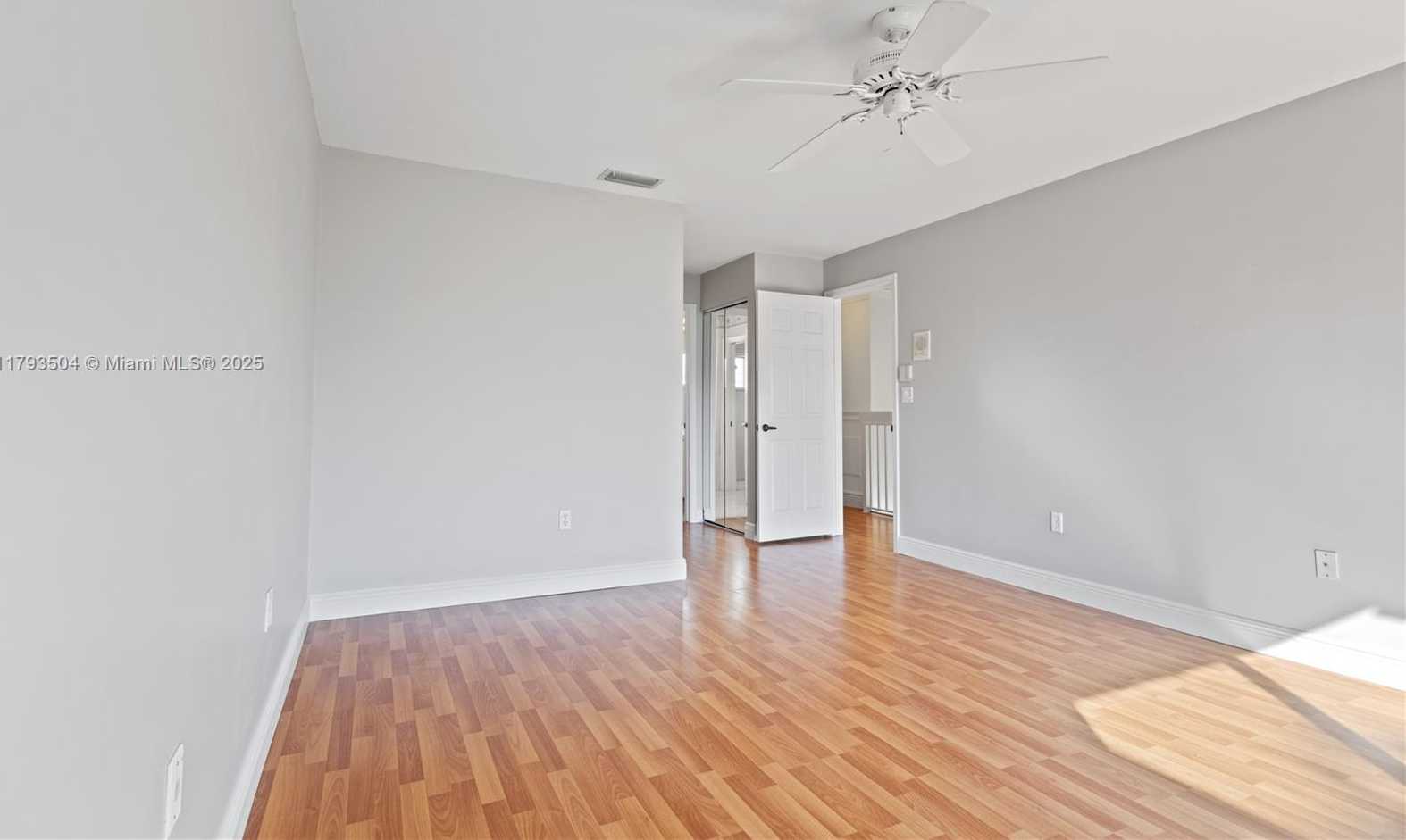 Small Image of 10208 NORTH WEST 51ST TER #10208, Doral Number 28