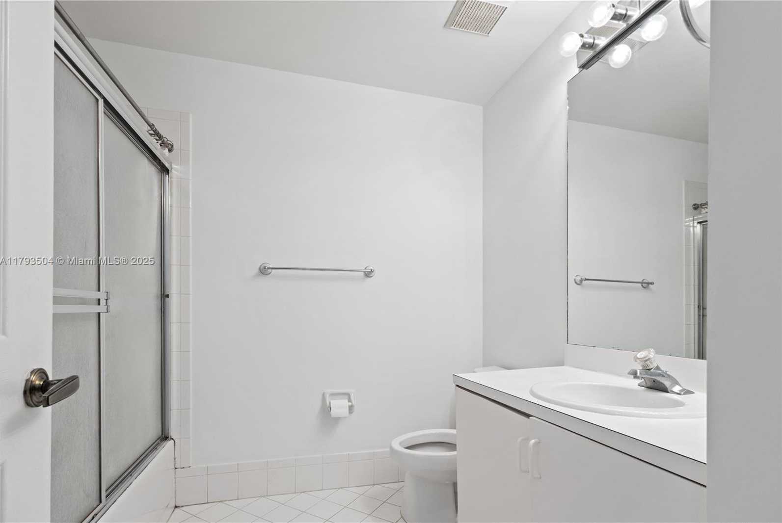 Small Image of 10208 NORTH WEST 51ST TER #10208, Doral Number 36