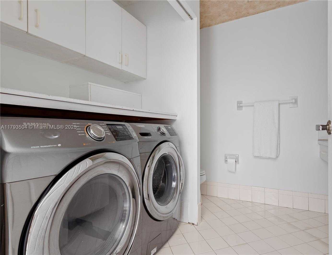 Small Image of 10208 NORTH WEST 51ST TER #10208, Doral Number 46