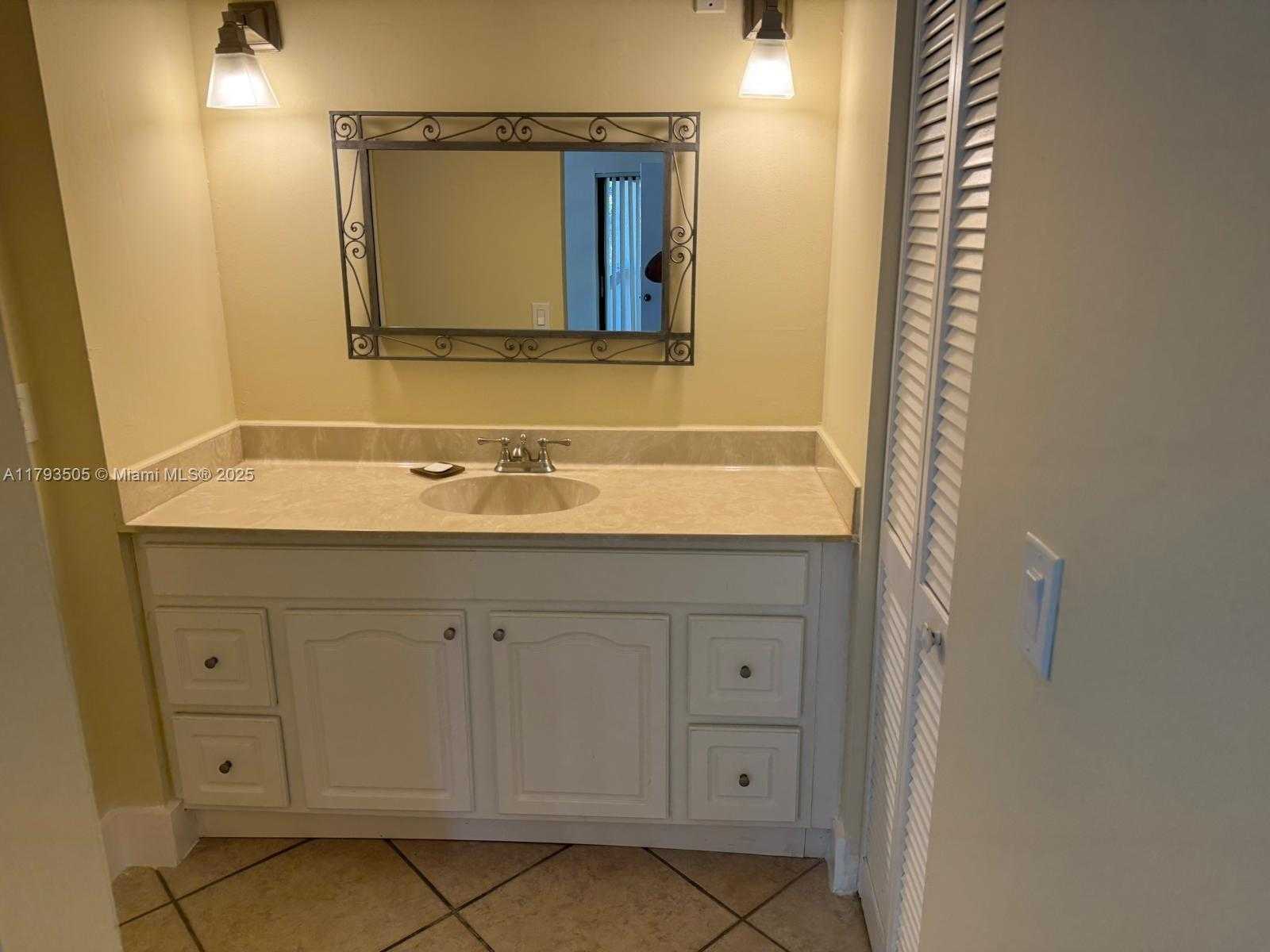 Small Image of 9040 SOUTH WEST 125TH AVE #D210, Miami Number 11