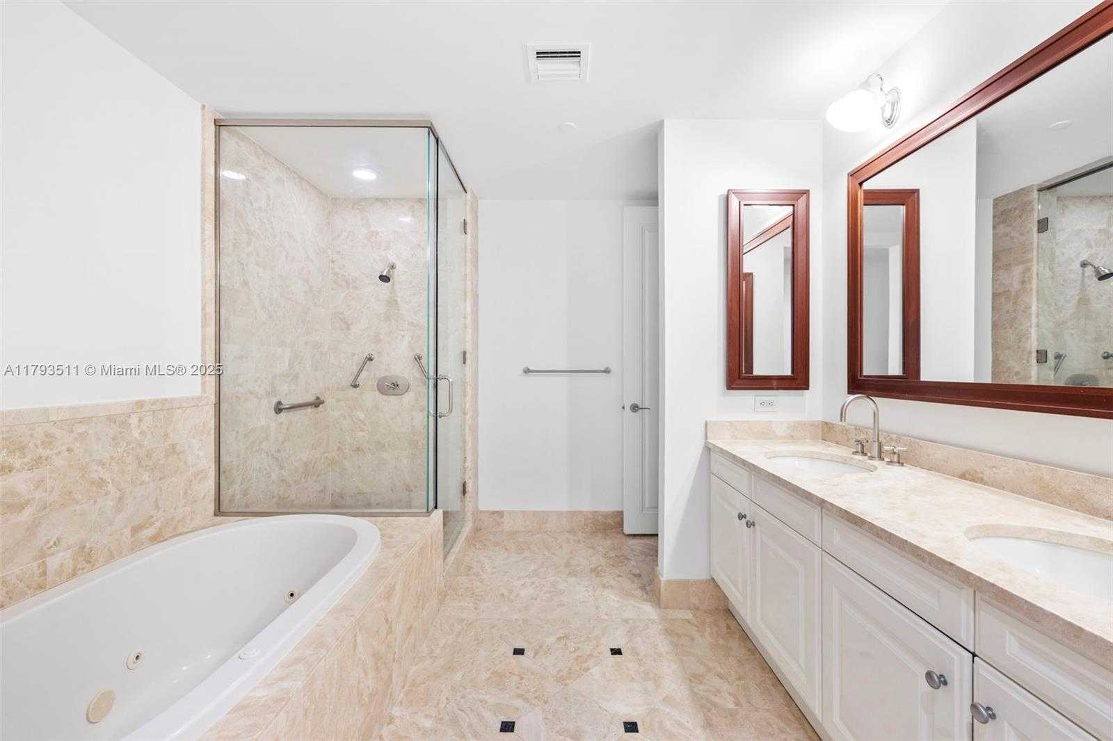 Small Image of 1425 BRICKELL AVE #62D, Miami Number 18