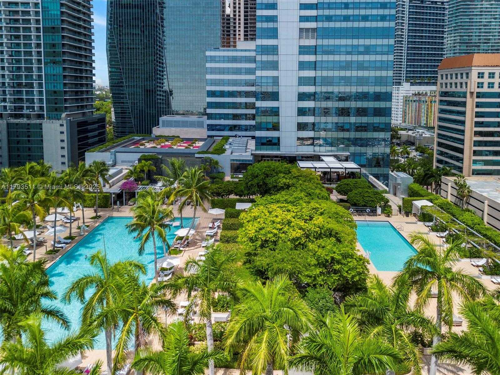 Small Image of 1425 BRICKELL AVE #62D, Miami Number 27