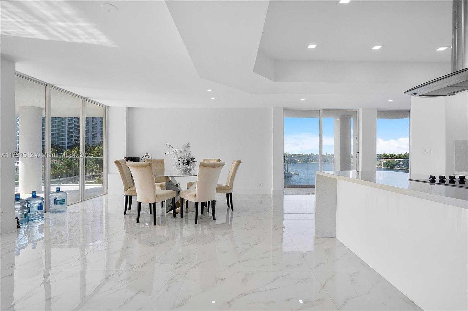 Small Image of 19707 TURNBERRY WAY #5k, Aventura Number 12