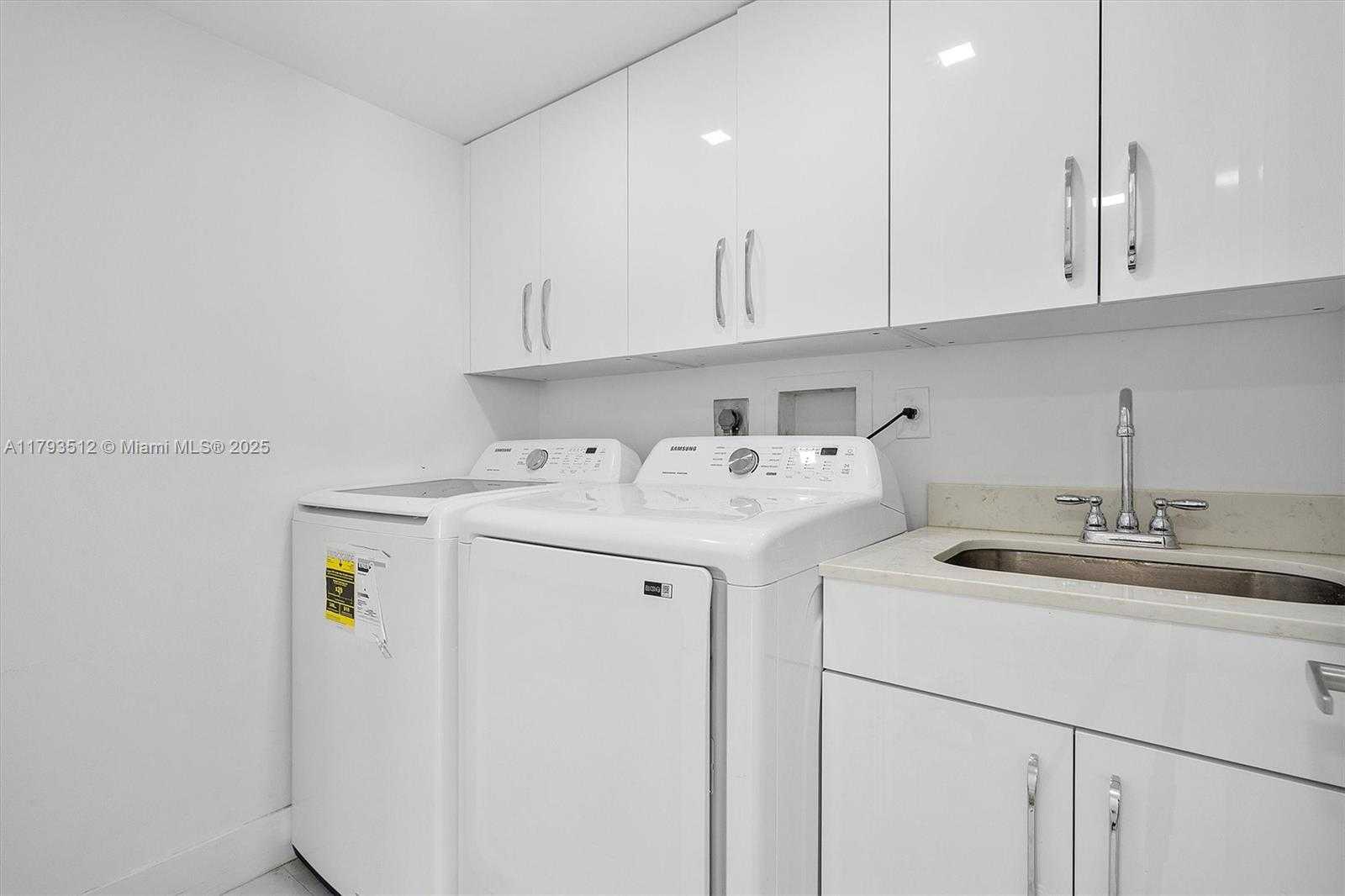 Small Image of 19707 TURNBERRY WAY #5k, Aventura Number 17