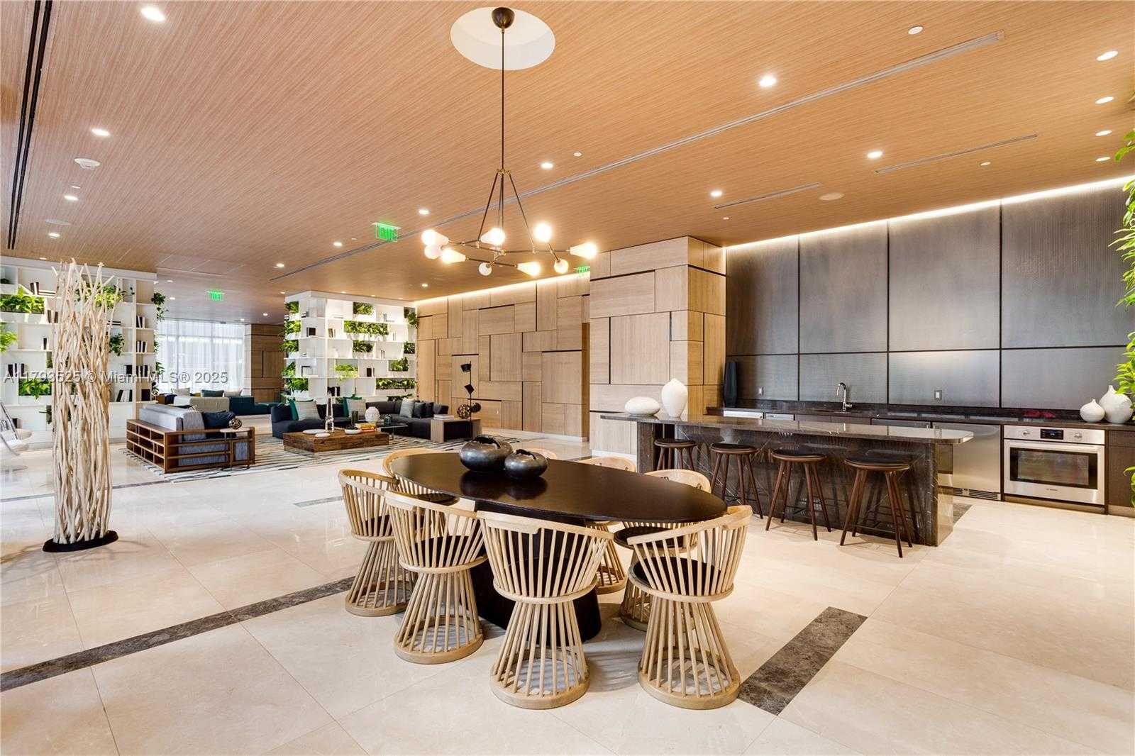 Small Image of 55 SOUTH WEST 9TH ST #1501, Miami Number 31