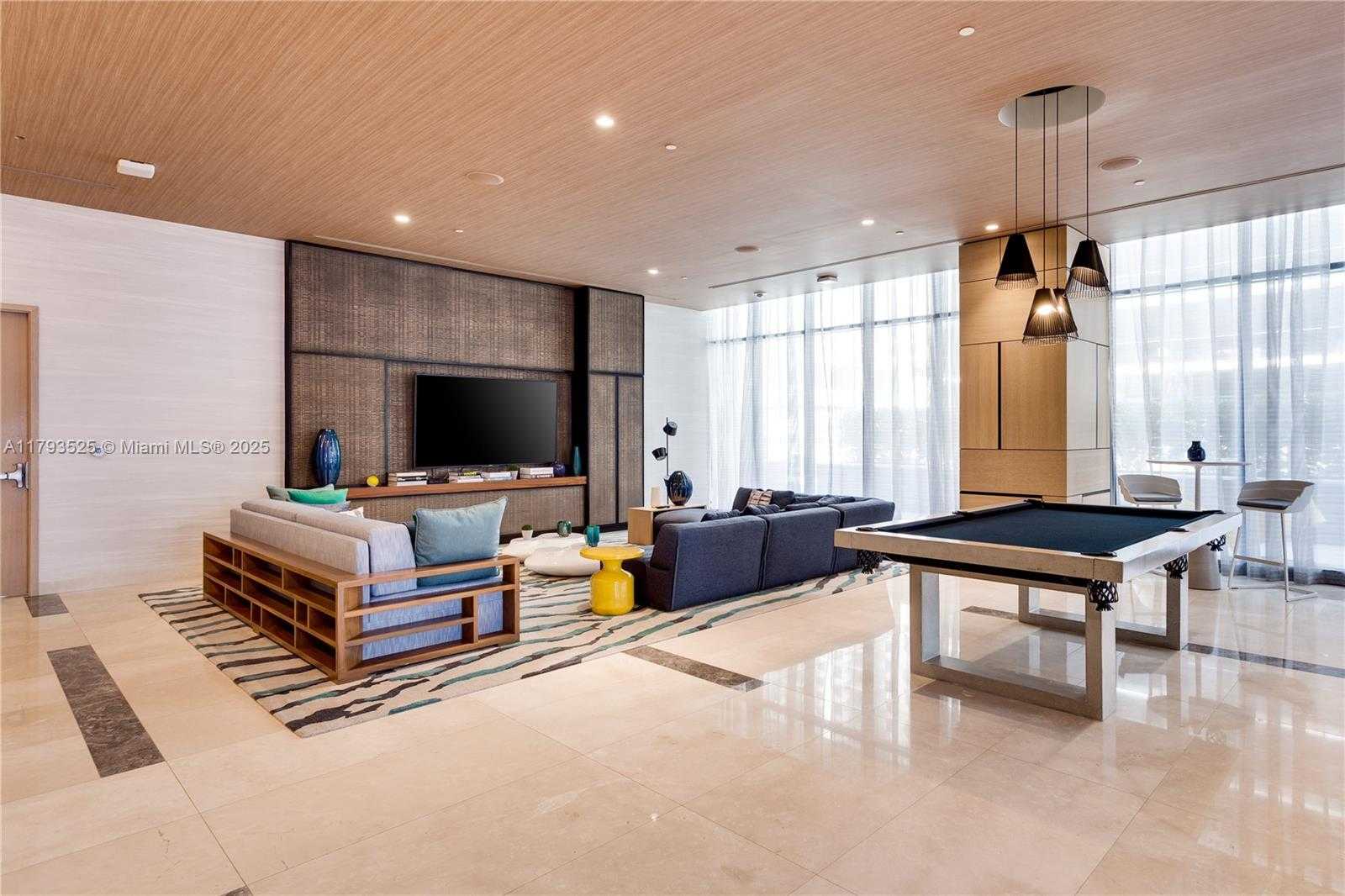 Small Image of 55 SOUTH WEST 9TH ST #1501, Miami Number 41