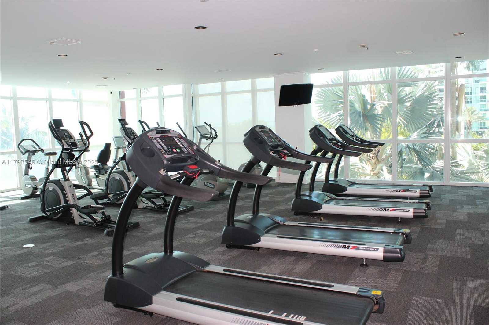 Small Image of 1155 BRICKELL BAY DR #1205, Miami Number 15