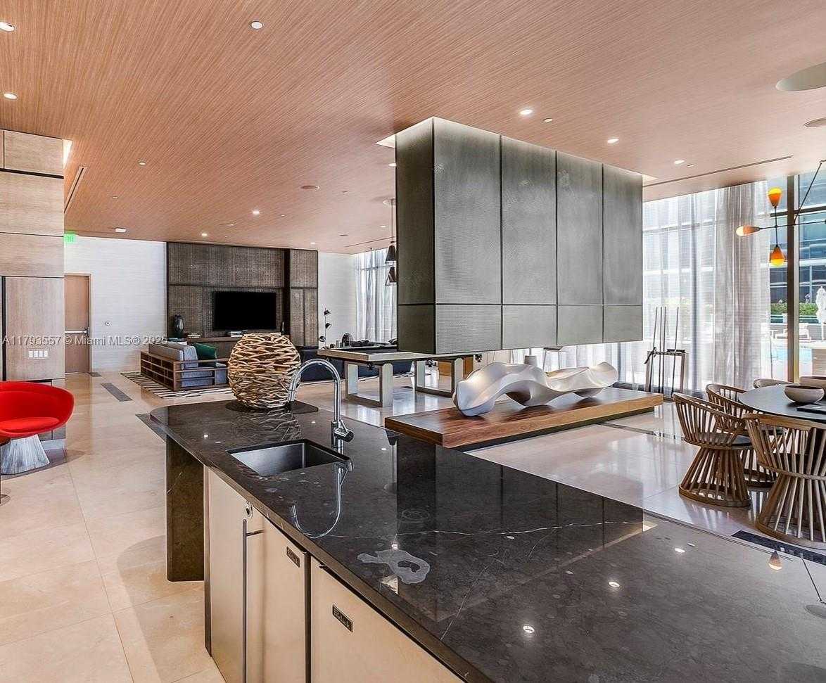 Small Image of 45 SOUTH WEST 9TH ST #3501, Miami Number 8