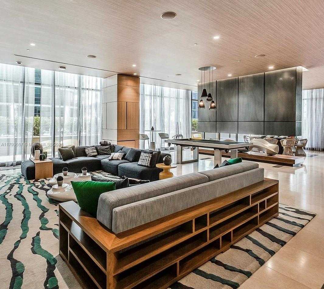Small Image of 45 SOUTH WEST 9TH ST #3501, Miami Number 9
