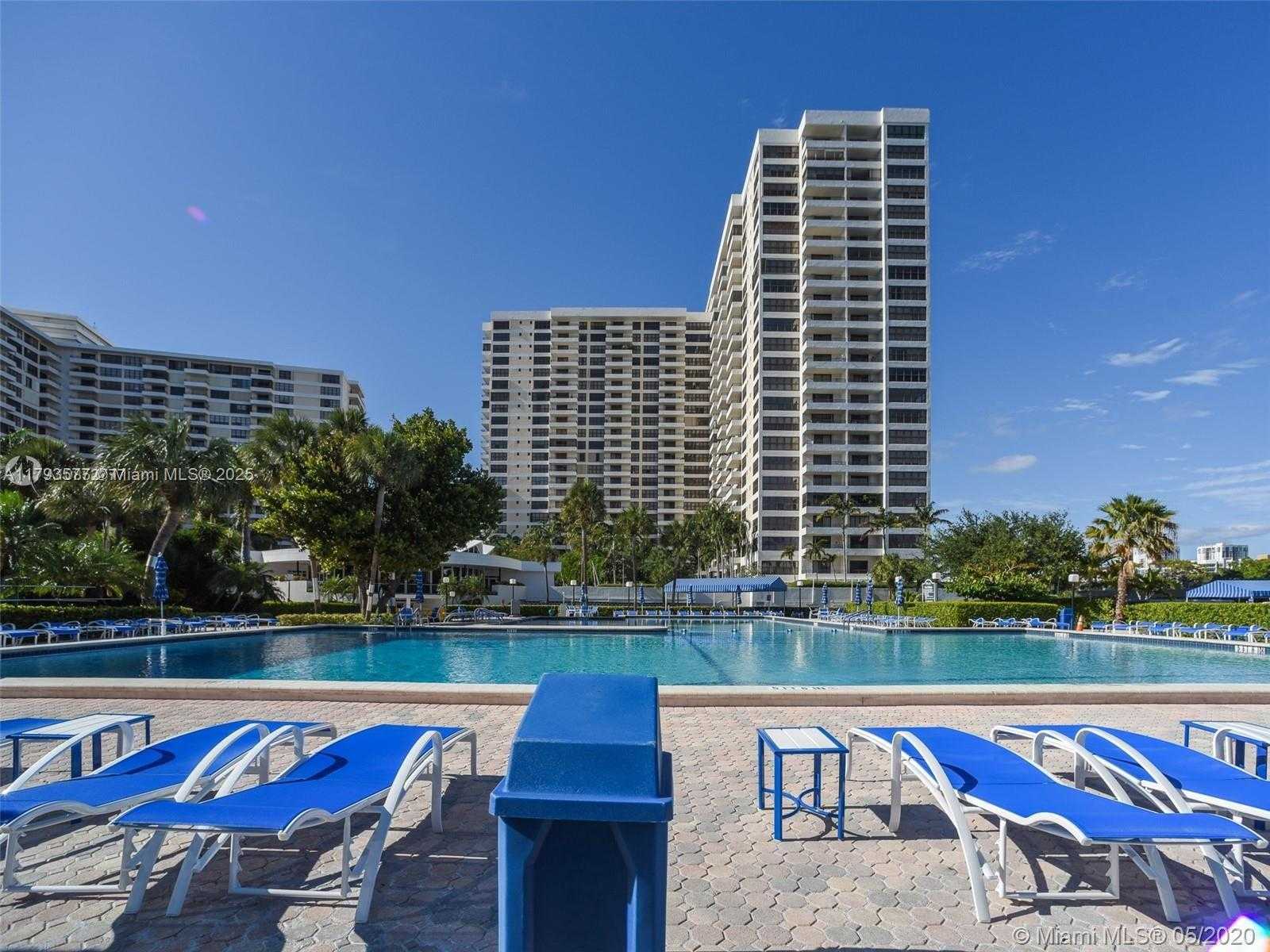 Small Image of 2500 PARKVIEW DR #519, Hallandale Beach Number 20