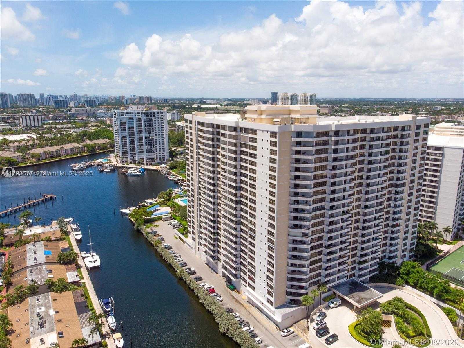 Small Image of 2500 PARKVIEW DR #519, Hallandale Beach Number 26