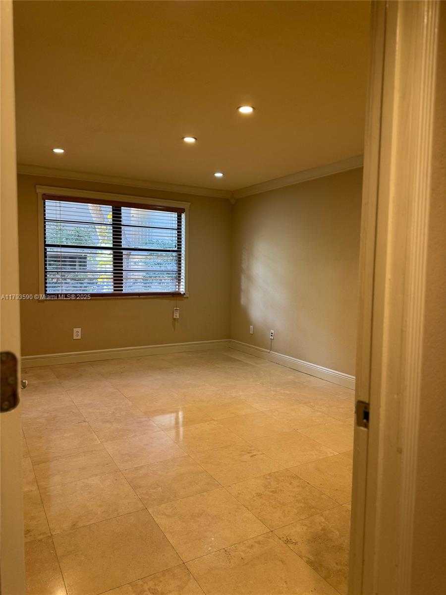 Small Image of 9301 SOUTH WEST 92ND AVE #B212, Miami Number 13