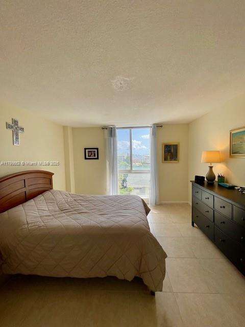 Small Image of 7928 WEST DR #603, North Bay Village Number 6