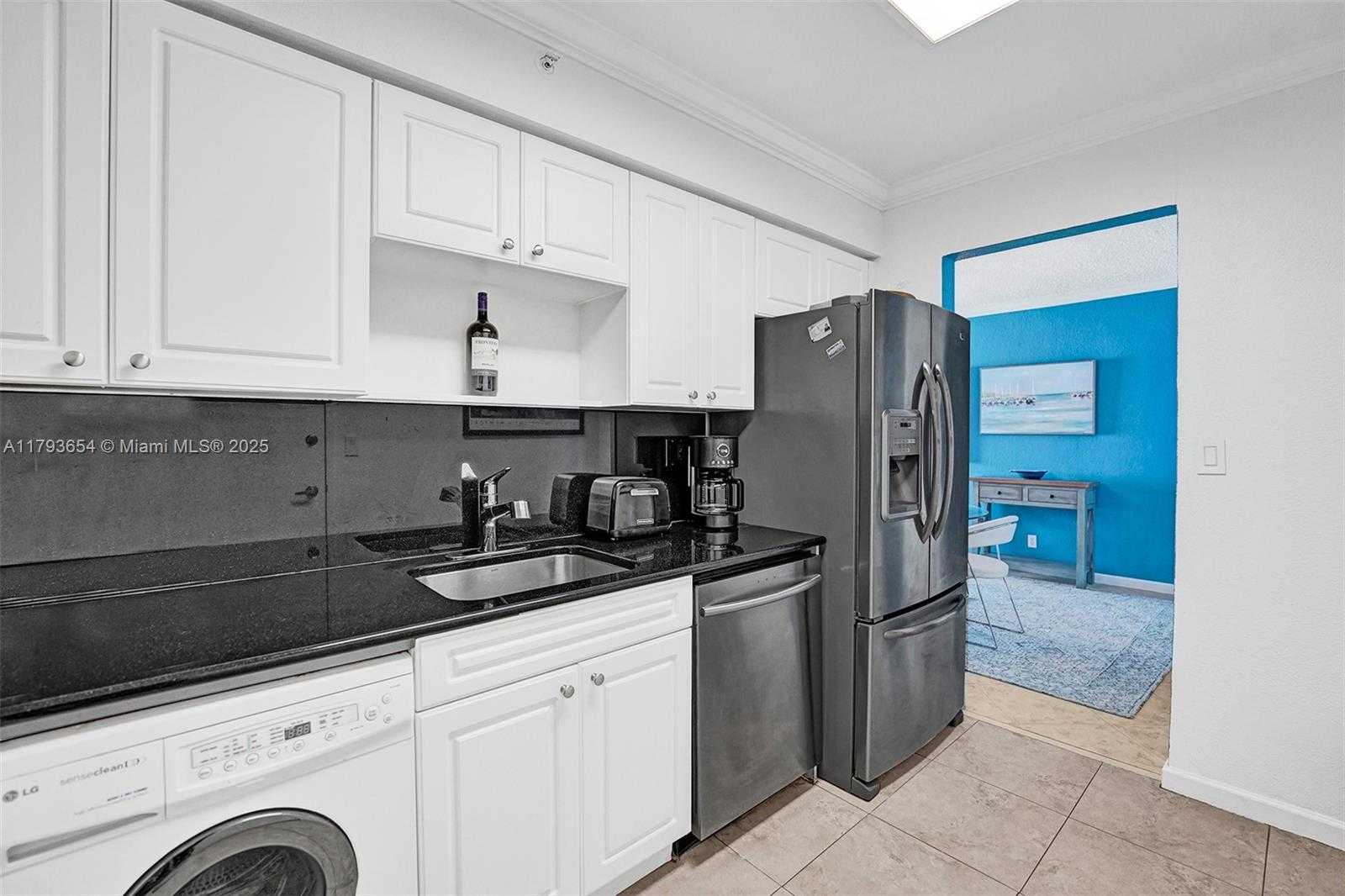 Small Image of 2501 SOUTH OCEAN DR #401 (available now), Hollywood Number 17