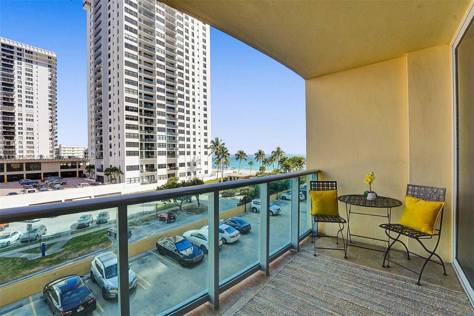Small Image of 2501 SOUTH OCEAN DR #401 (available now), Hollywood Number 2