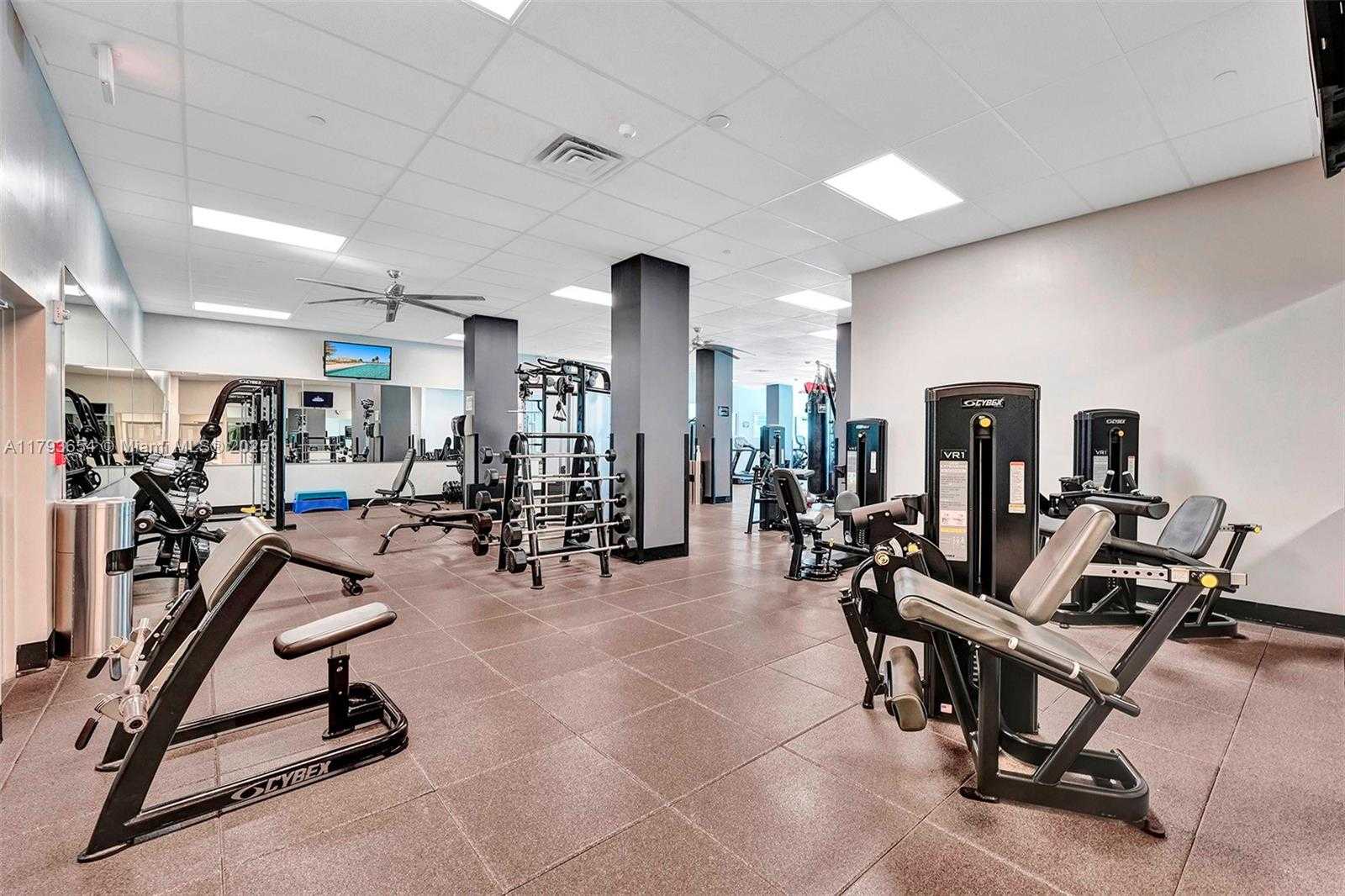 Small Image of 2501 SOUTH OCEAN DR #401 (available now), Hollywood Number 37