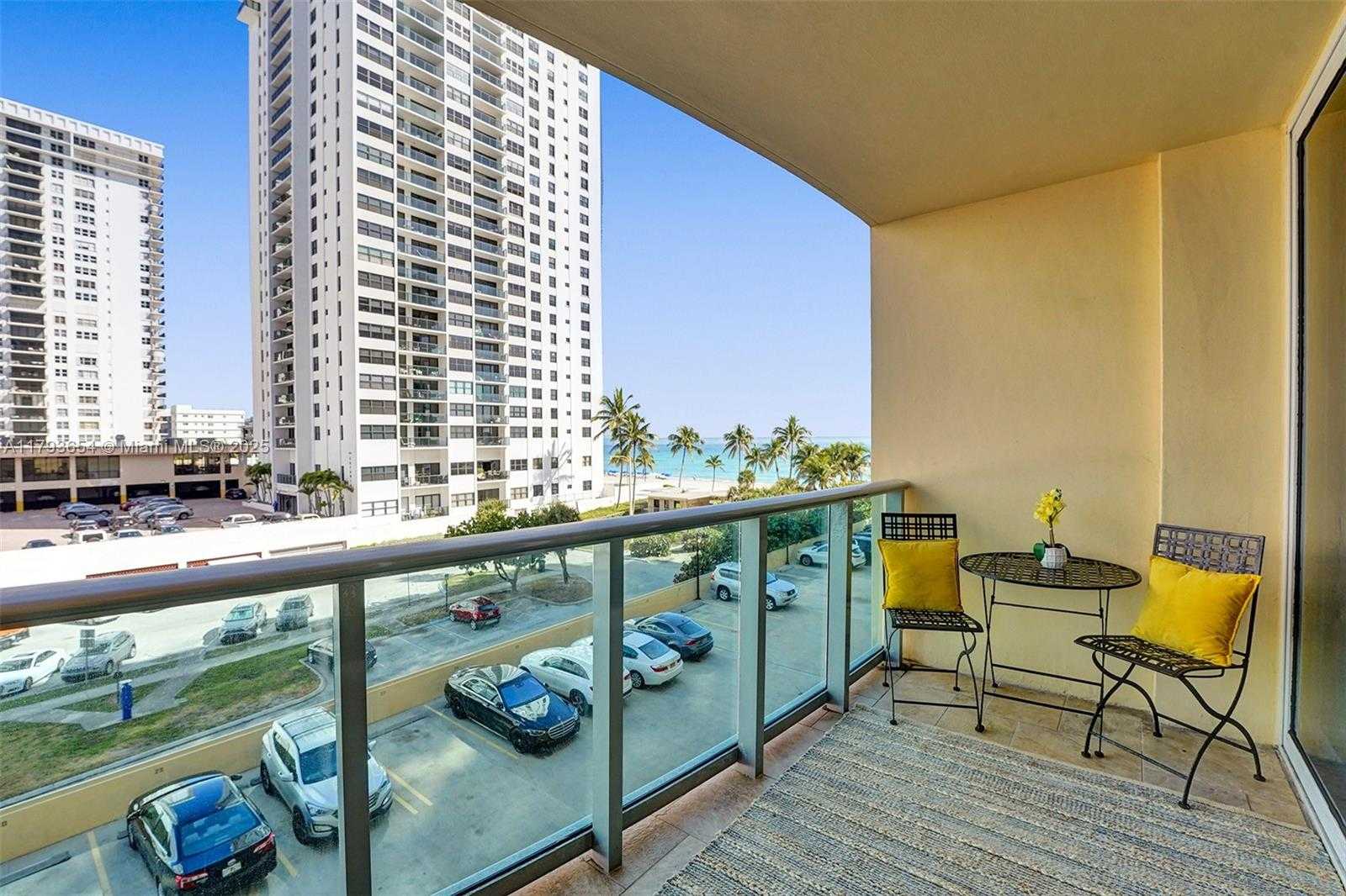 Small Image of 2501 SOUTH OCEAN DR #401 (available now), Hollywood Number 5
