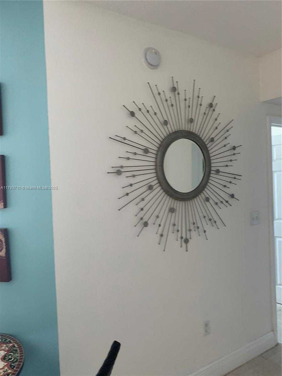 Small Image of 275 NORTH EAST 18TH #1709, Miami Number 16