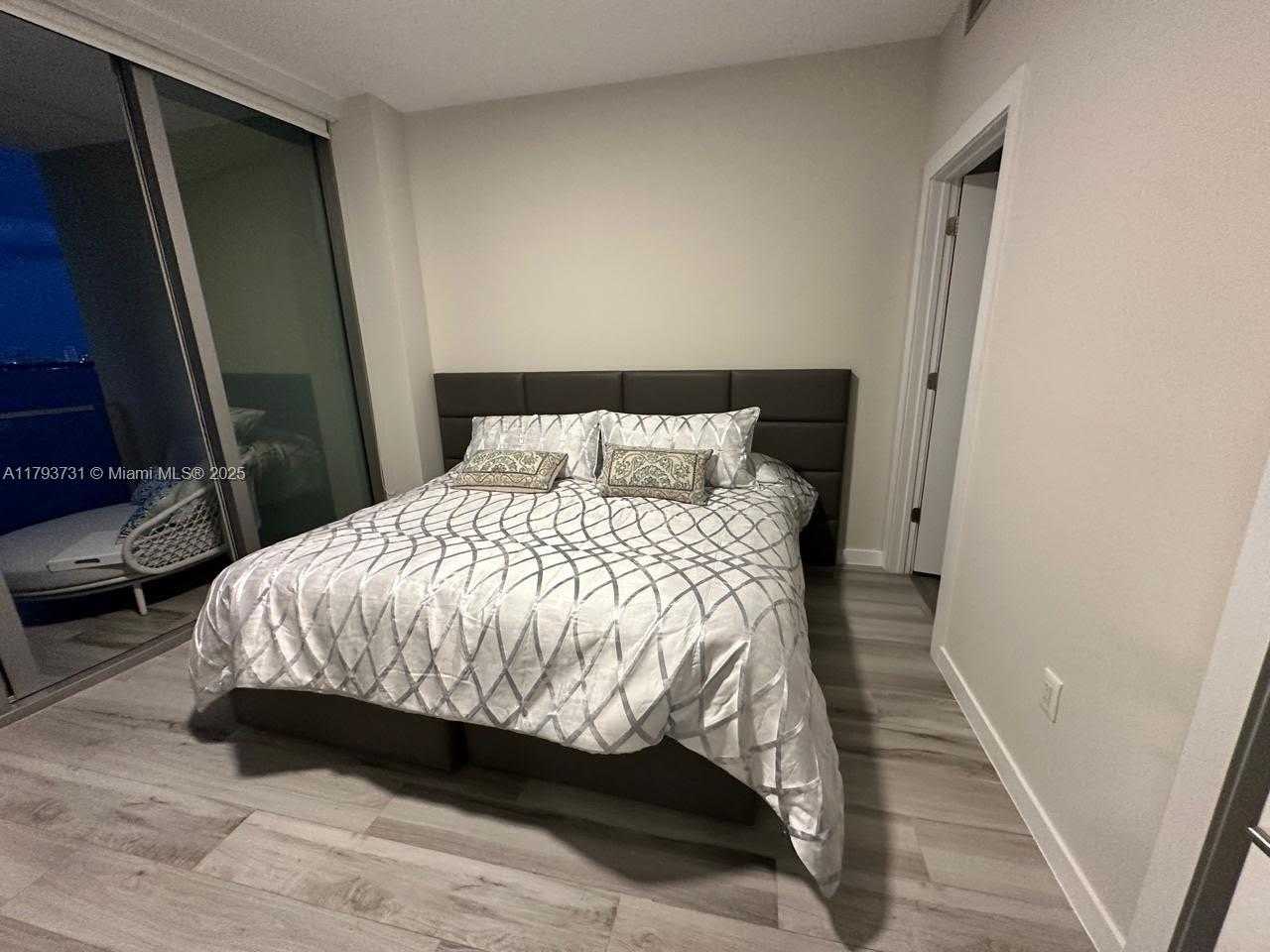 Small Image of 2900 NORTH EAST 7TH AVE #1205, Miami Number 12