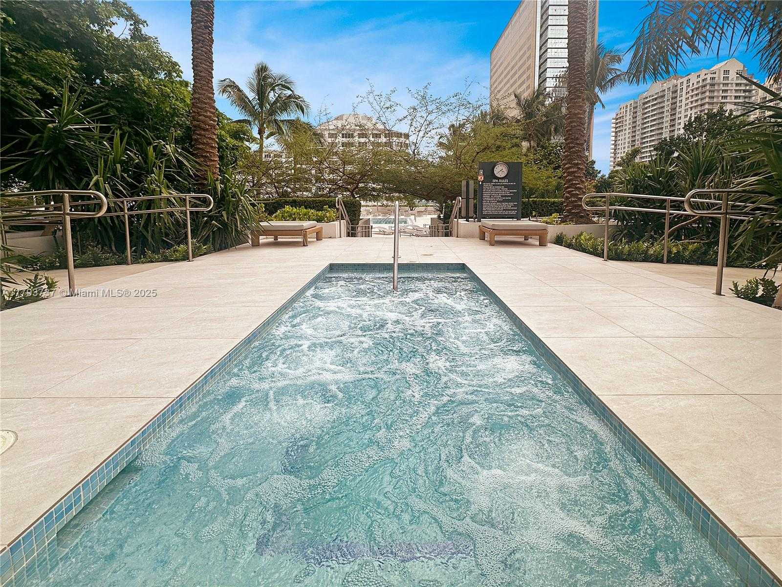 Small Image of 951 BRICKELL AVE #1401, Miami Number 13