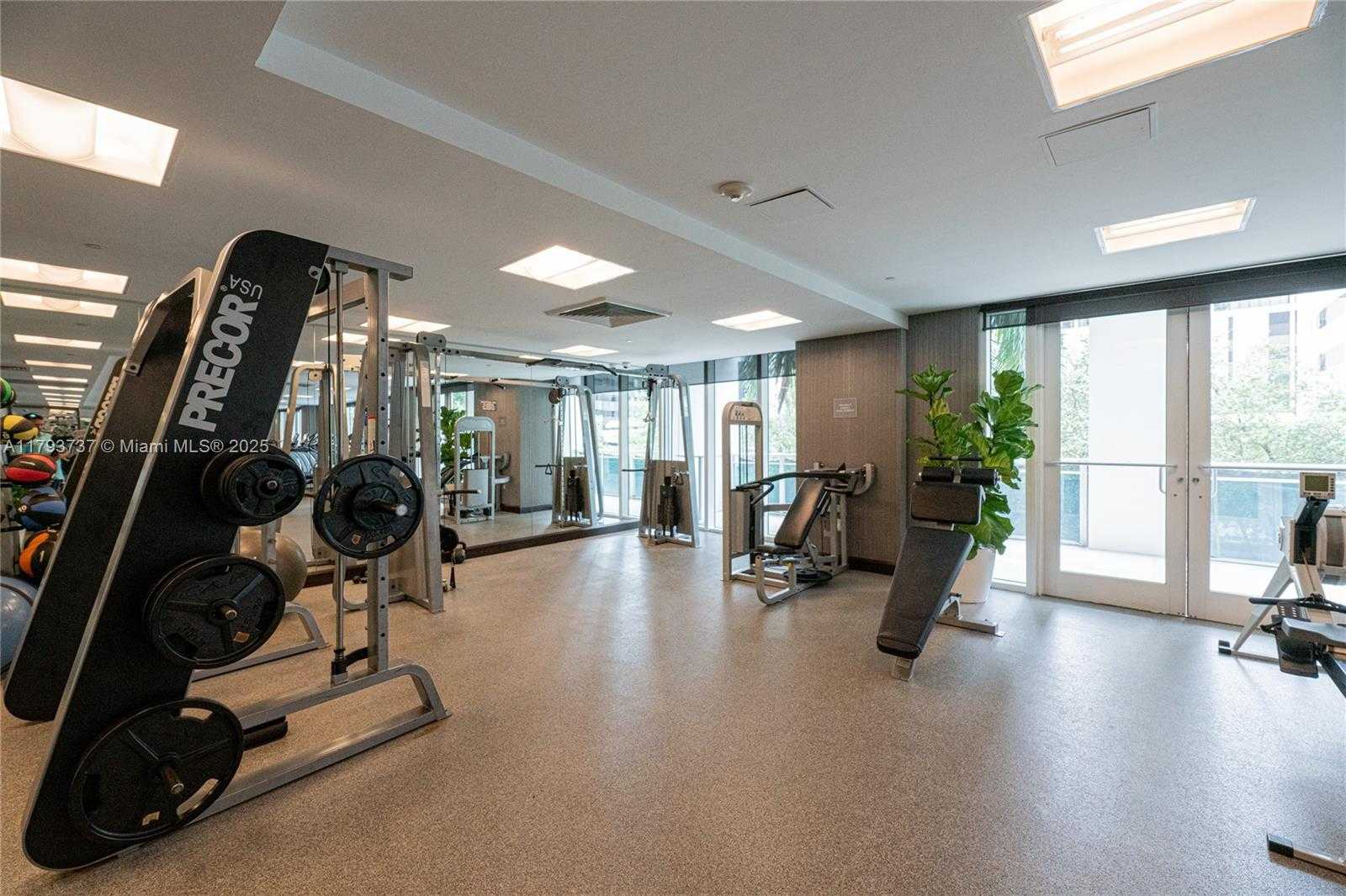 Small Image of 951 BRICKELL AVE #1401, Miami Number 19