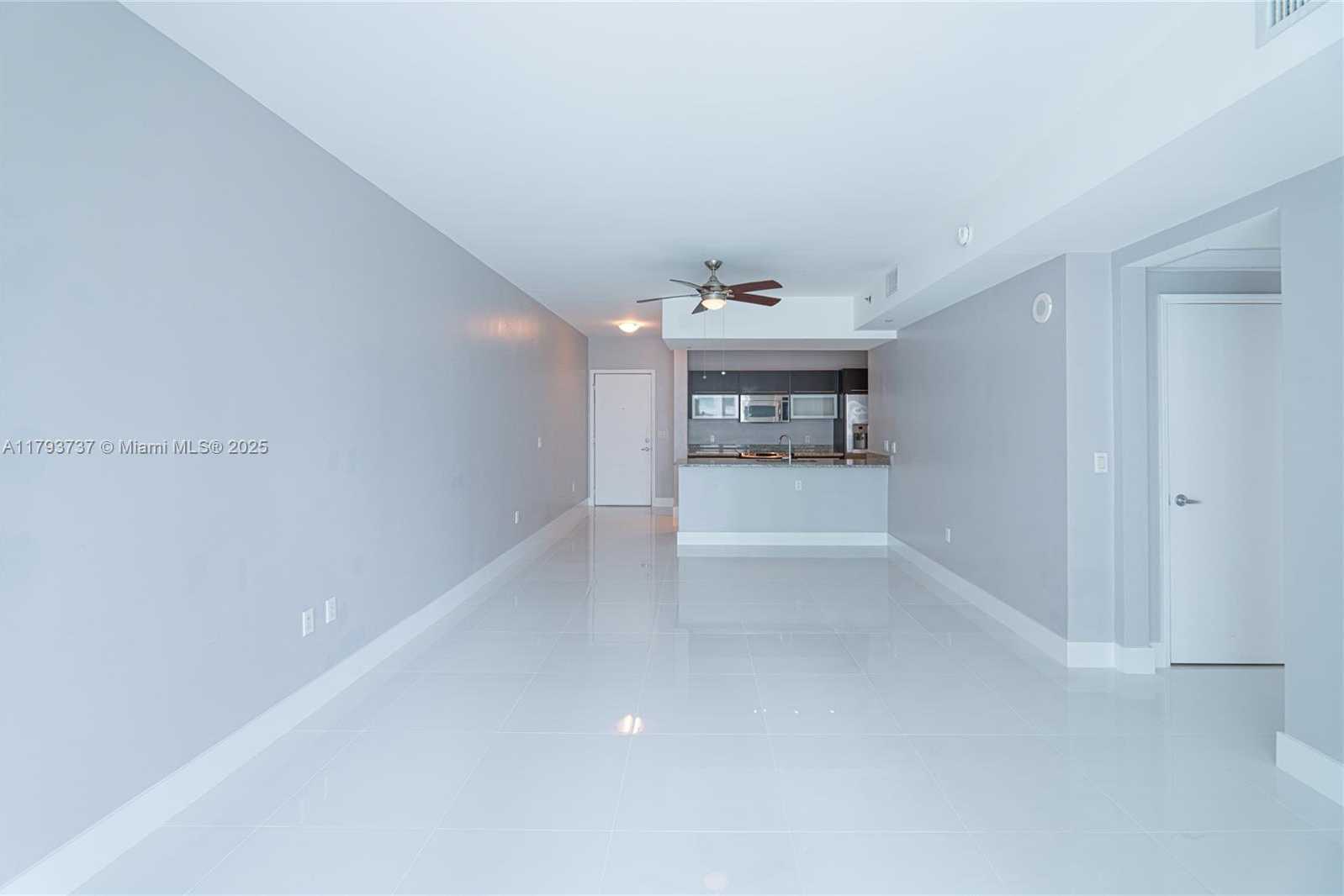 Small Image of 951 BRICKELL AVE #1401, Miami Number 22