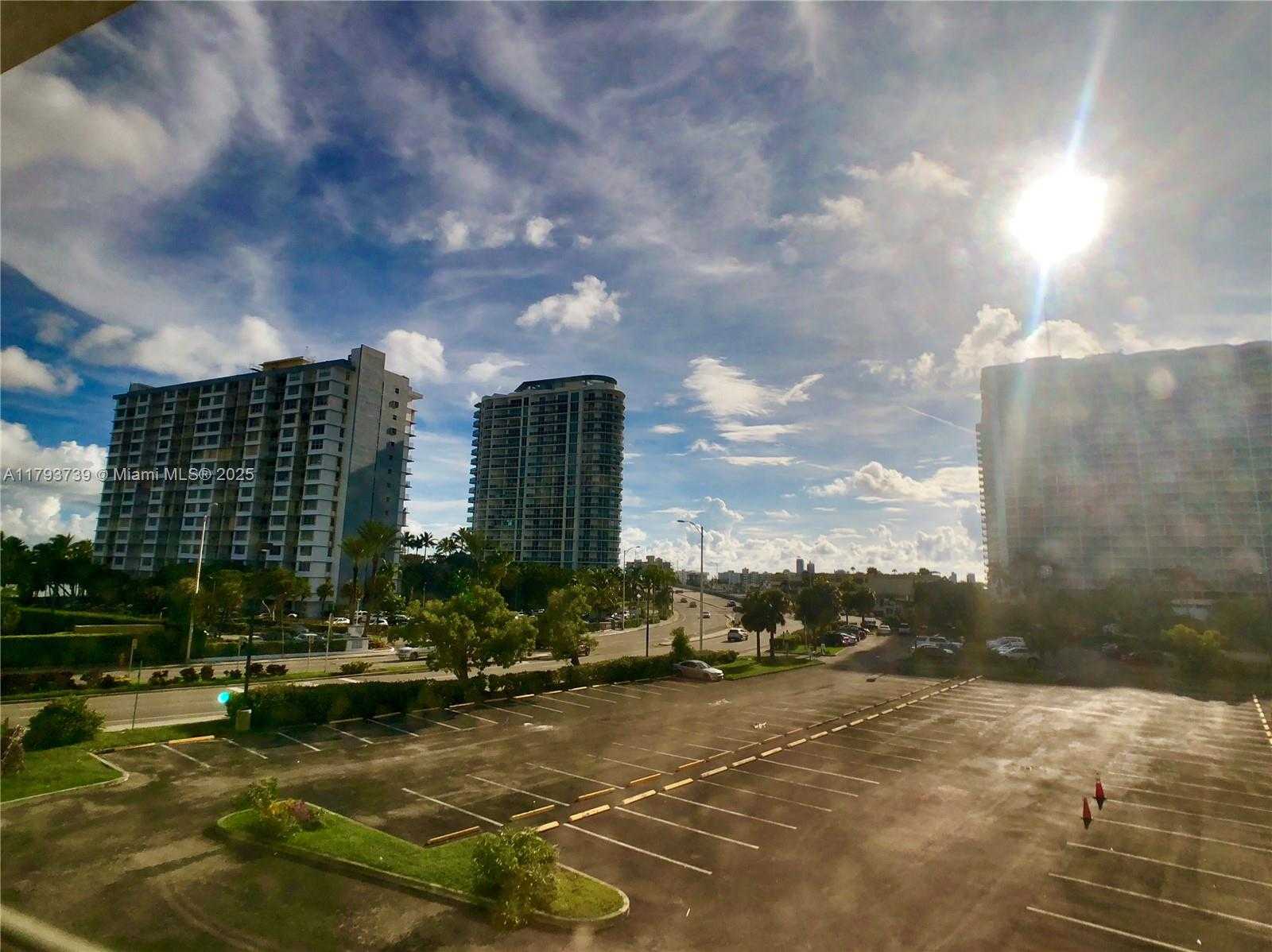 Small Image of 1800 79TH ST CSWY #A305, North Bay Village Number 13