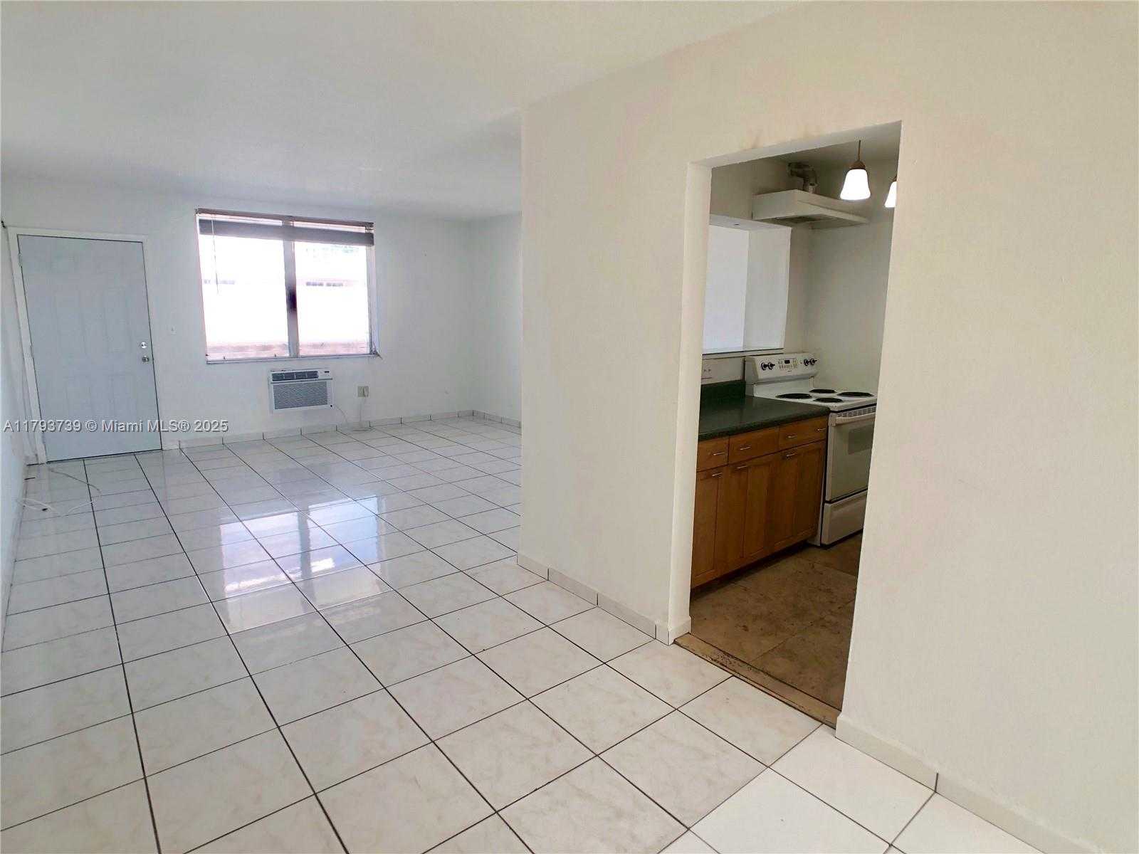 Small Image of 1800 79TH ST CSWY #A305, North Bay Village Number 5