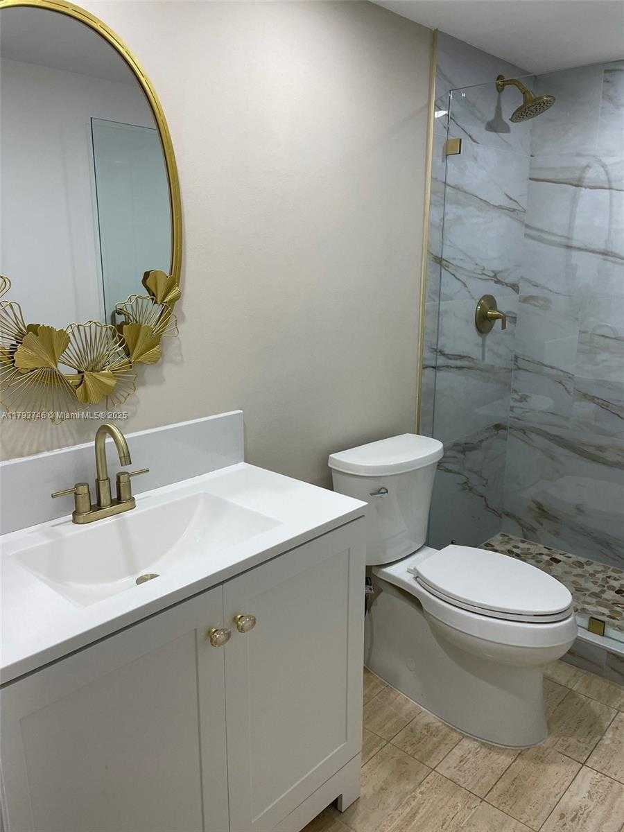 Small Image of 10175 COLLINS AVE #208, Bal Harbour Number 12