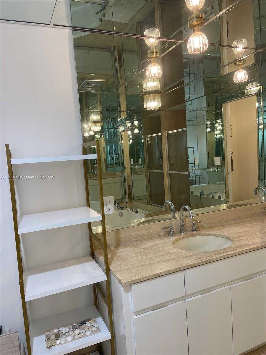 Small Image of 10175 COLLINS AVE #208, Bal Harbour Number 14